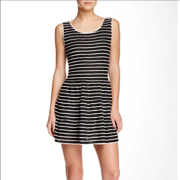 Max Studio Tiered Textured Jersey Dress - Picture 1 of 7
